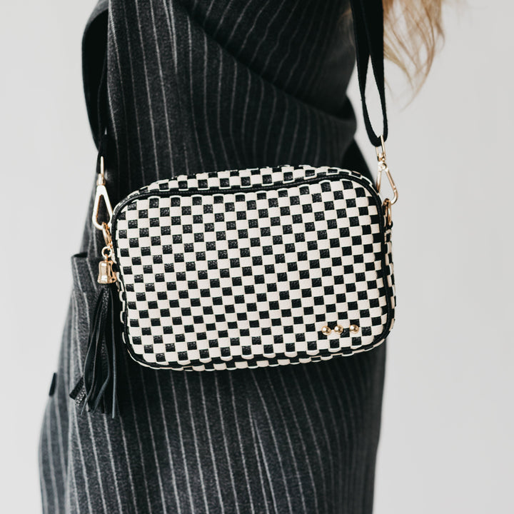 Woven Willow Camera Crossbody Bag Wholesale-Crossbody Bag-Pretty Simple