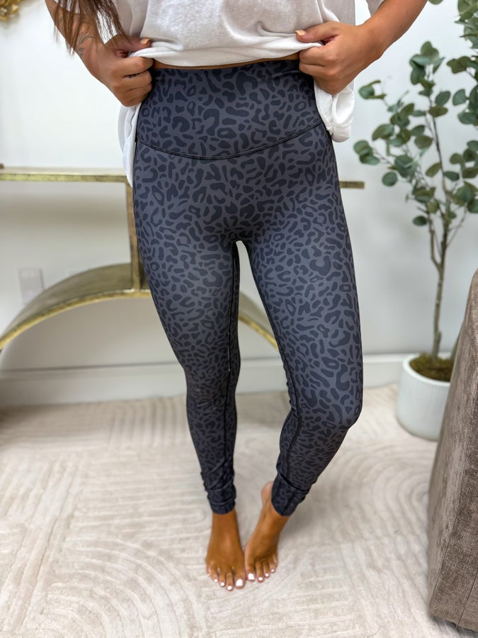 Sculpt Leggings in Midnight Leopard