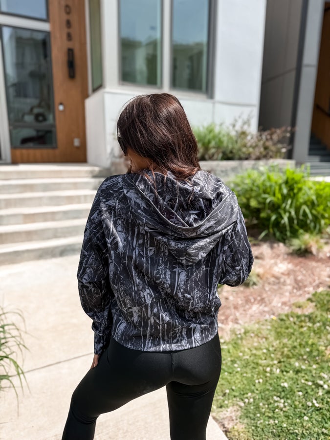Summer Quarter Zip Pullover in Blackout Dark Camo