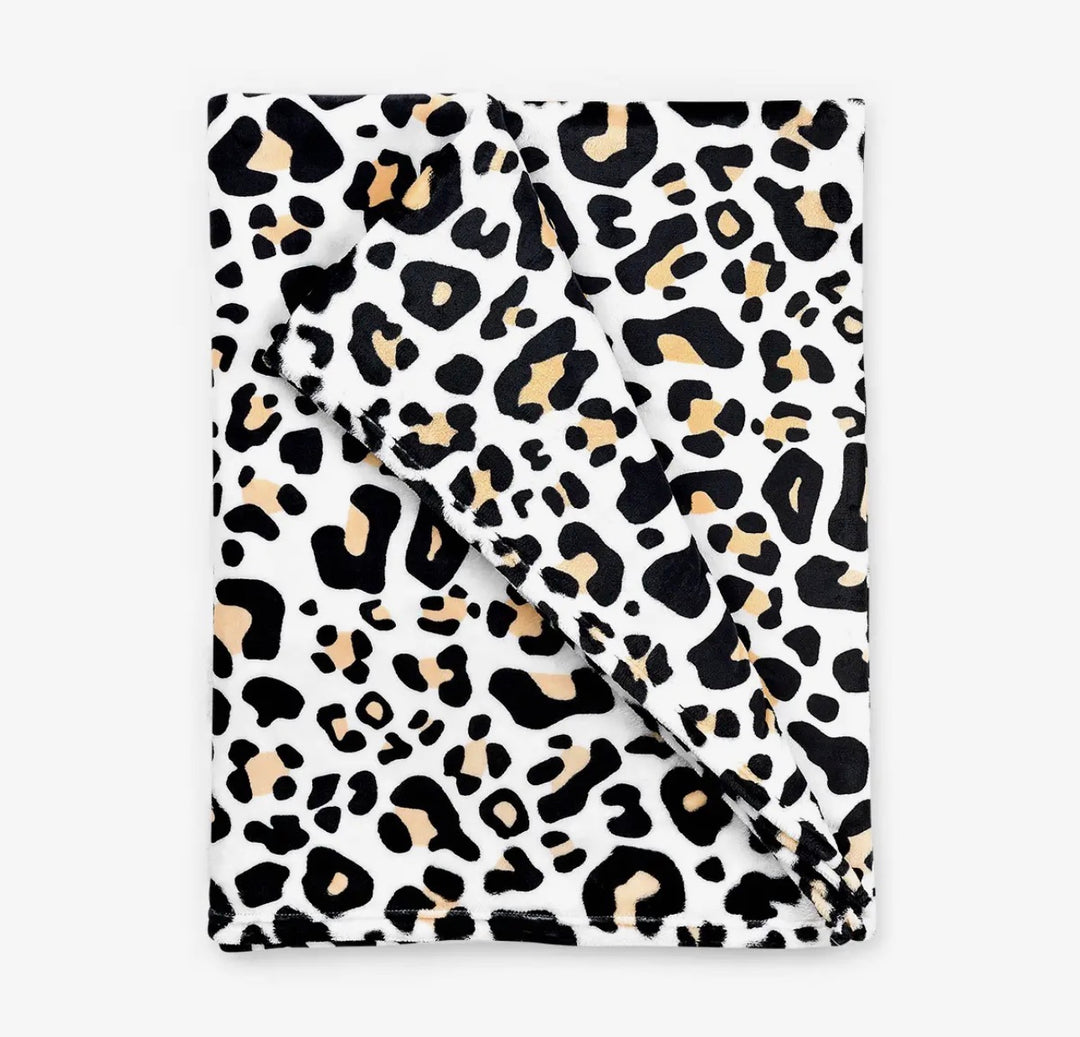 The Catwalk Leopard 80x50 Blanket - Face 2 Soul Beauty Boutique