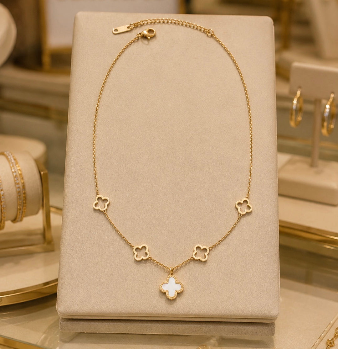18k Non- Tarnish Clover Necklace - Face 2 Soul Beauty Boutique