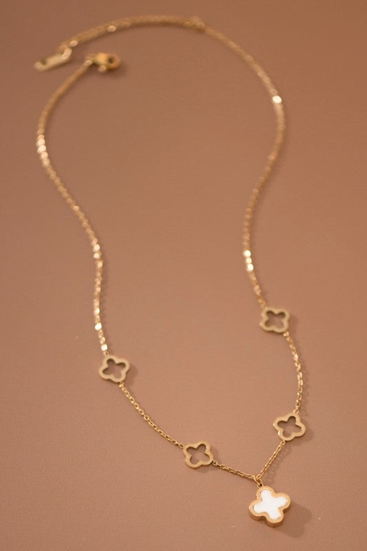 18k Non- Tarnish Clover Necklace - Face 2 Soul Beauty Boutique